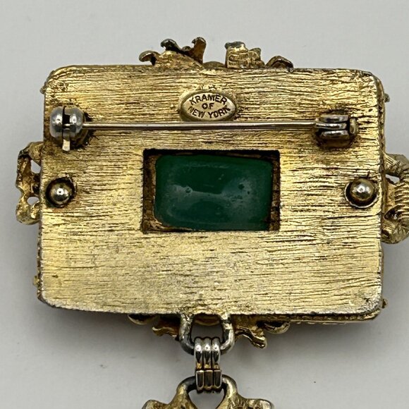 Vintage Kramer of New York Brooch Tassel Faux Jade Cabochon Gold Tone Rare - Picture 4 of 15